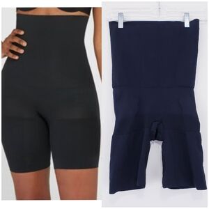 Assets By Spanx Remarkable Mid-thigh Shaper Short Black Size Large